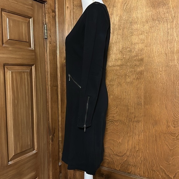 Athleta Knit Dress Size XS - EUC - Picture 3 of 7